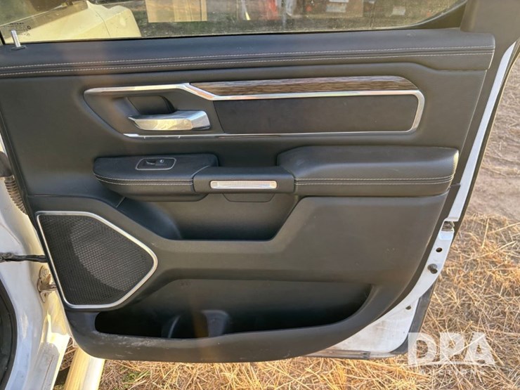 2019-dodge-1500-image-48