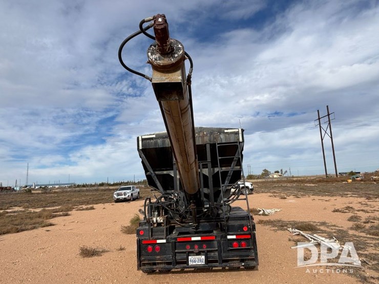 1998-daco-trailer-corp.-dry-tender-trailer-(gp12101,-unit-793)-image-12