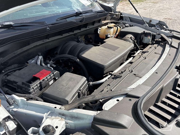 2023-chevrolet-tahoe-image-9