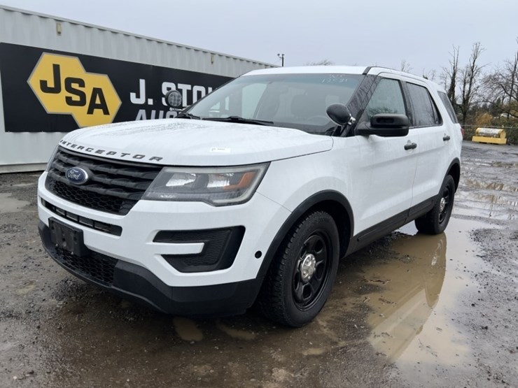 2018-ford-explorer-image-1
