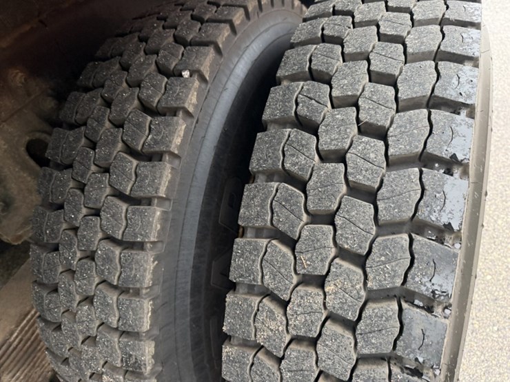 2002-caterpillar-3126-image-100