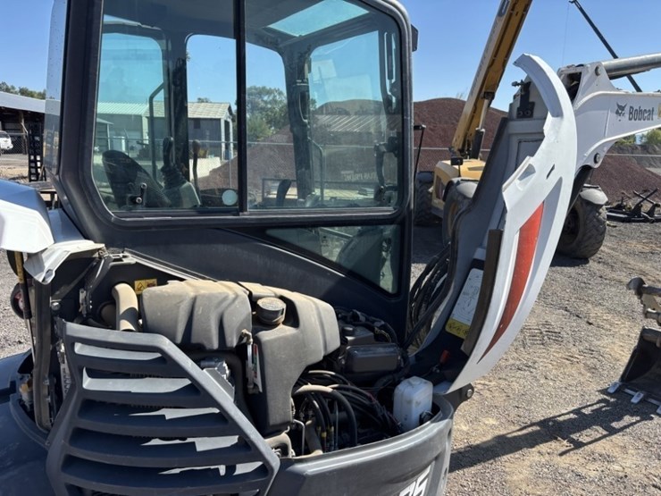2018-bobcat-e35-image-23