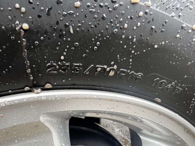 2009-ford-escape-image-18