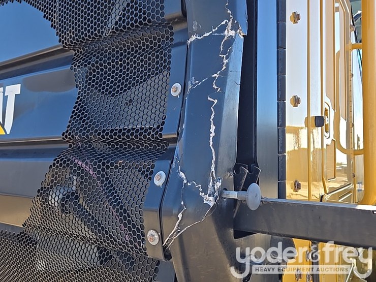 2016-caterpillar-120m2-image-124