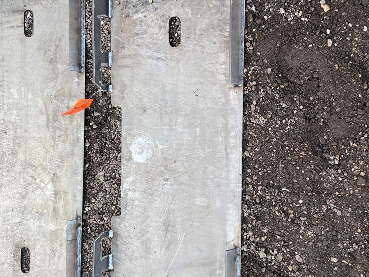 #1220-•-skidsteer-adapter-plates-image-2