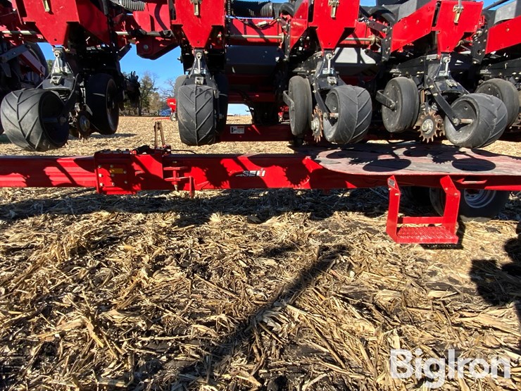 2010-case-ih-2010-image-18