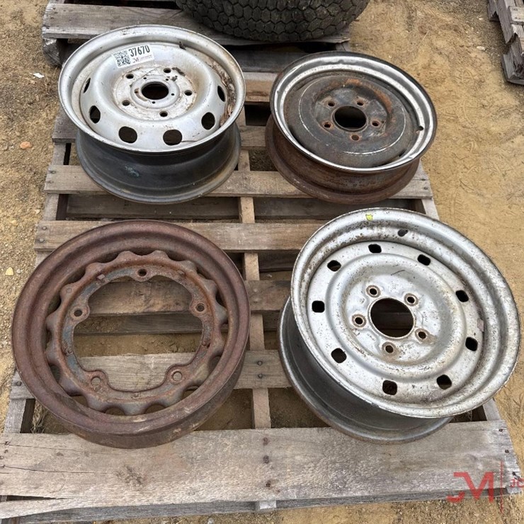 (4) VARIOUS SIZE AUTOMOBILE RIMS