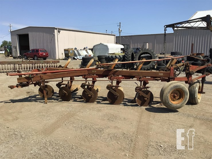 international-720-image-5