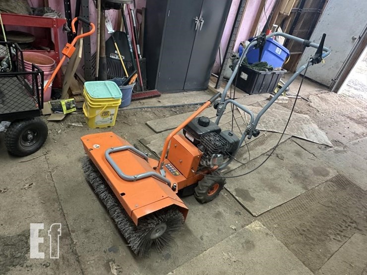 yardmax-walk-behind-power-broom-image-3