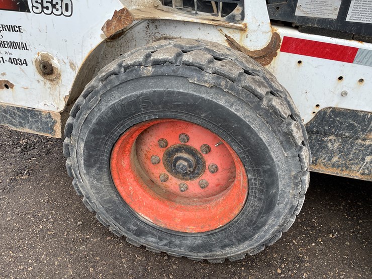 2014-bobcat-s530-image-12