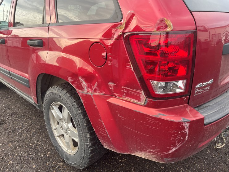 2005-jeep-grand-cherokee-laredo-image-21