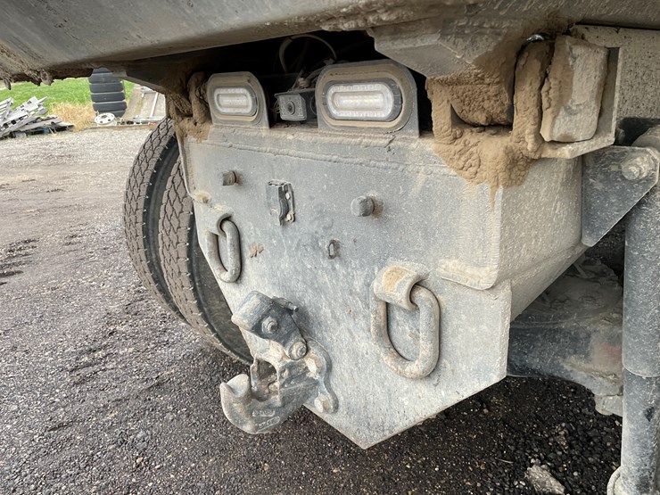 #1059-•-2021-mack-gr104b-quad-axle-dump-truck-(title-in-delay)-image-26