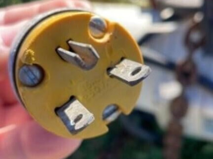 jlc-model-2016-1-ton-electric-winch.-image-4