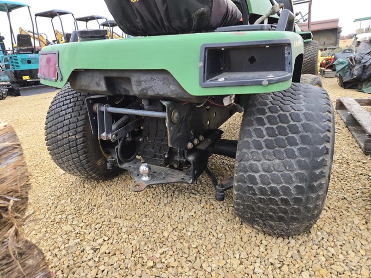 john-deere-425-image-4