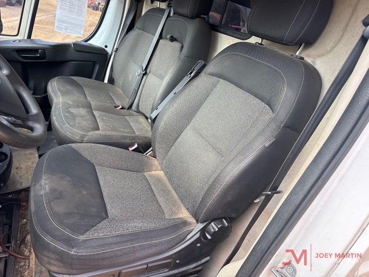 2014-dodge-2500-image-20