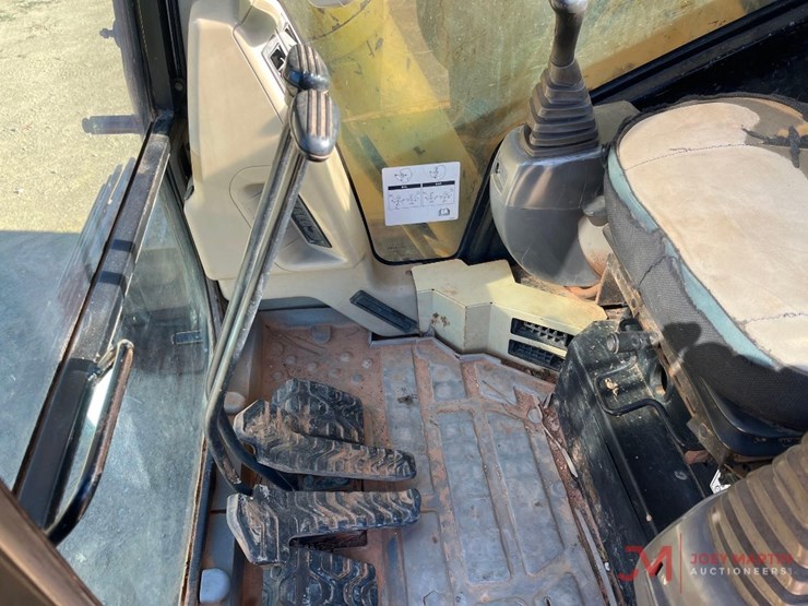 2006-caterpillar-321c-lcr-image-16