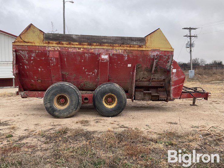 new-holland-3118-image-4