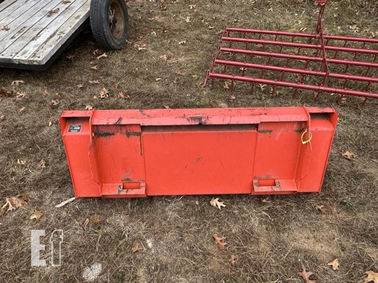 kubota-tractor-bucket-image-3