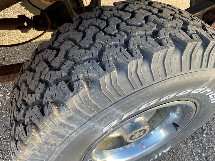 #1076-•-1985-chevy-pickup-truck-(has-wi-title)-image-12