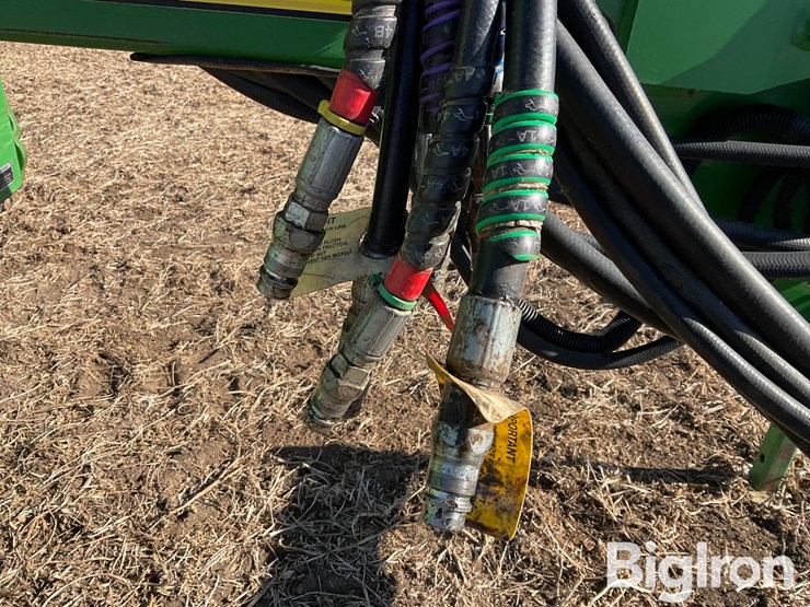 2010-john-deere-1790-ccs-image-13