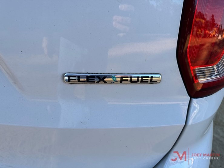 2016-ford-explorer-image-6