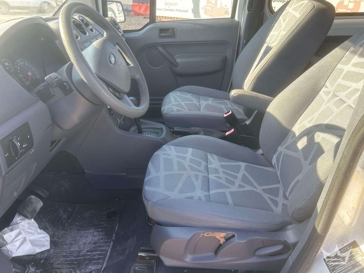 2012-ford-transit-connect-image-7