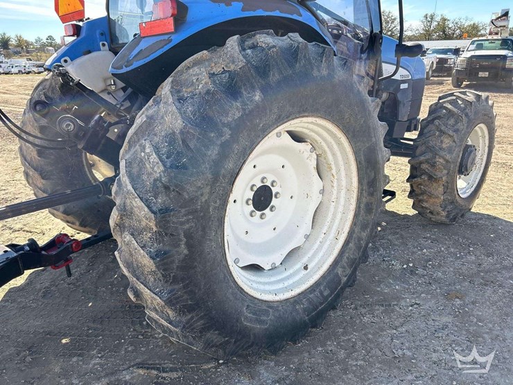 2010-new-holland-td5050-image-34