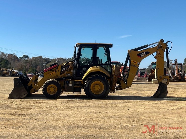 2017-caterpillar-420f-it-image-8