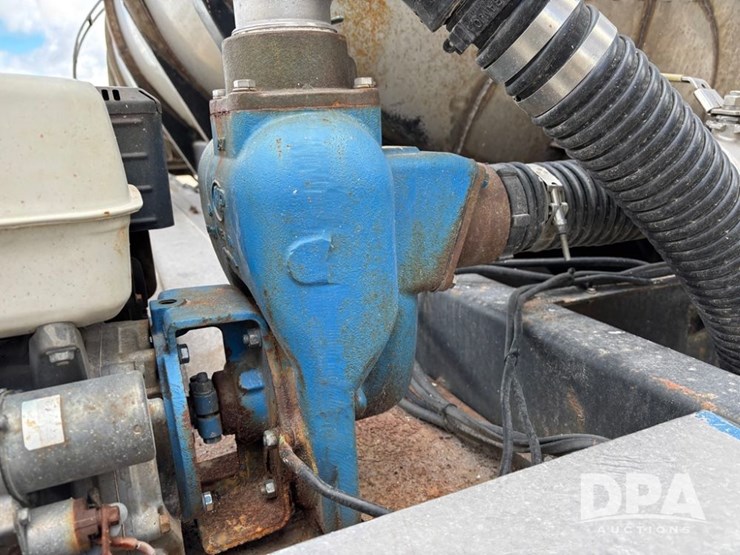 1974-heil-trailer-image-38