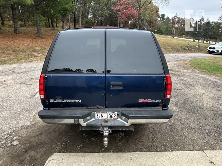 1995-gmc-suburban-image-5