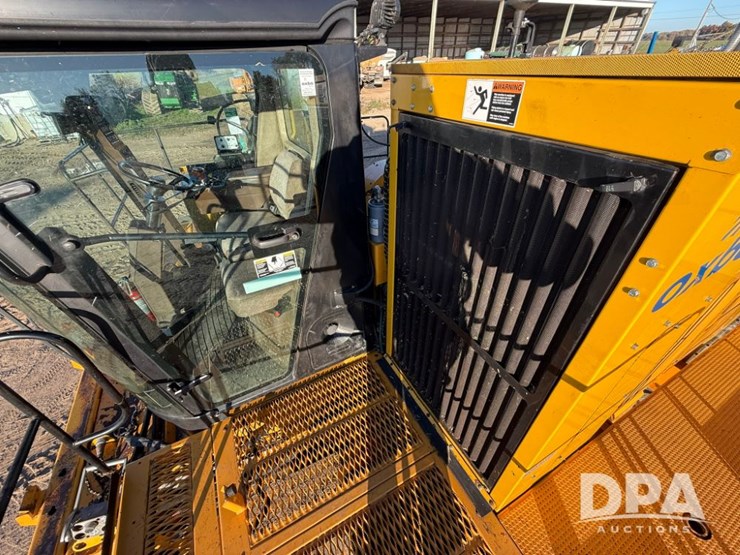 2012-oxbo-8435-image-22