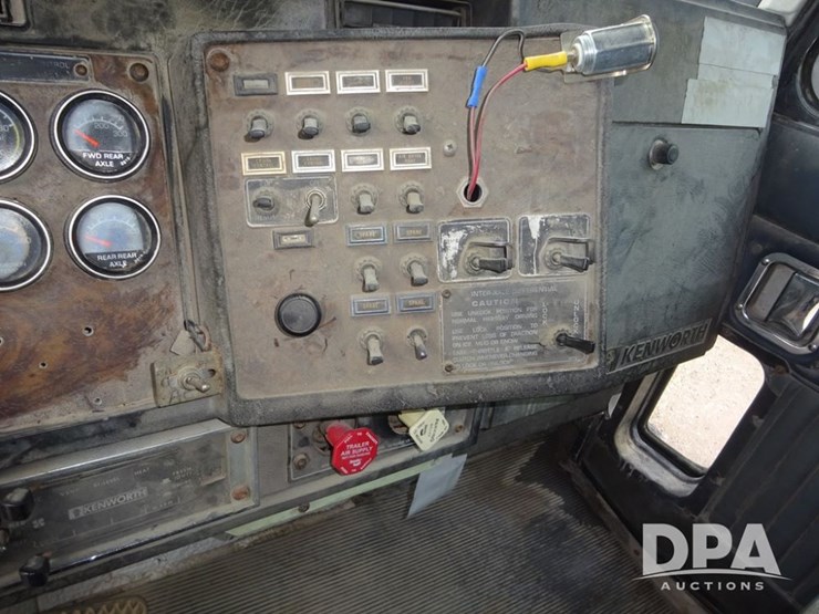 1990-kenworth-liquid-nurse-truck-(pz14113)-image-81