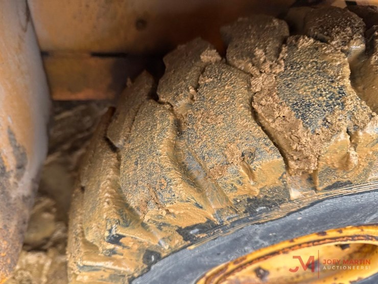 broderson1033.2a-carry-deck-crane-image-9