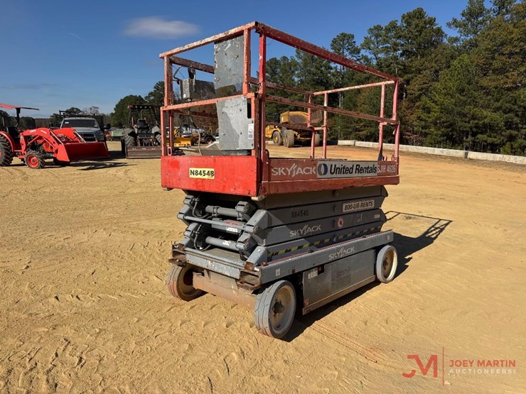 2014-skyjack-sjiii4626-image-4