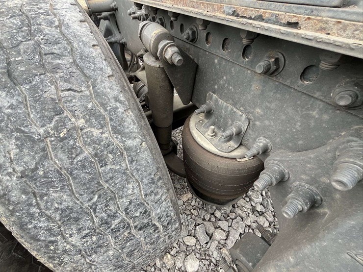 2018-freightliner-cascadia-evolution-t/a-truck-tractor-image-36