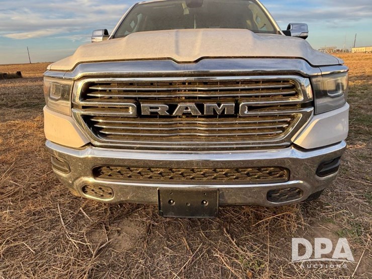 2019-dodge-1500-image-11