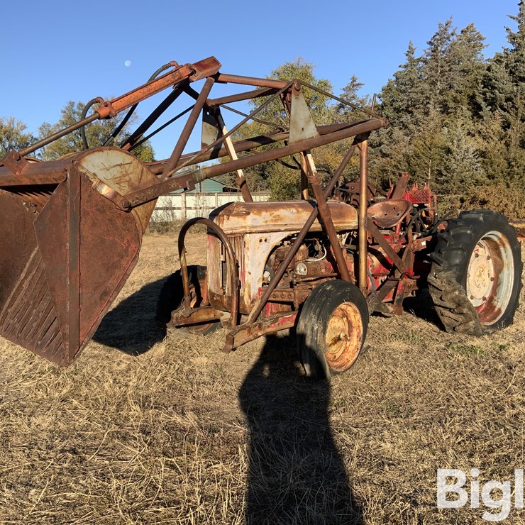 FORD TRACTOR