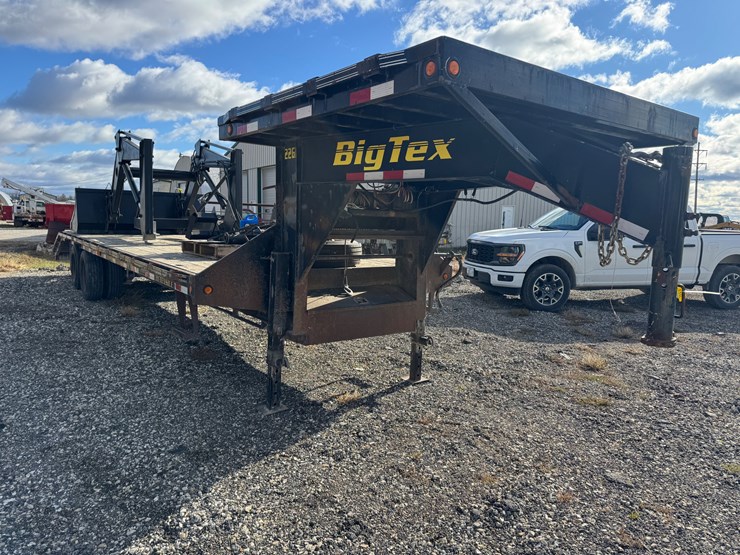 #110-•-big-tex-gooseneck-trailer-226n-image-2