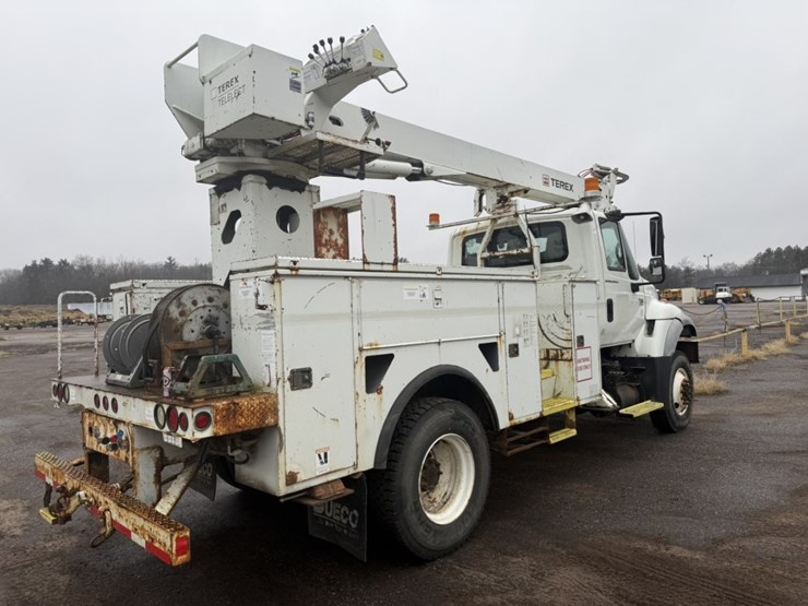 2006-international-7300-image-6