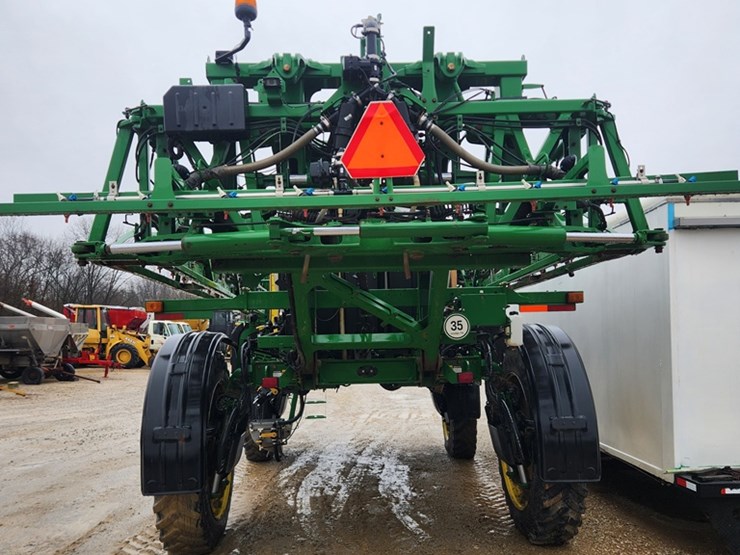 2016-john-deere-r4038-image-3