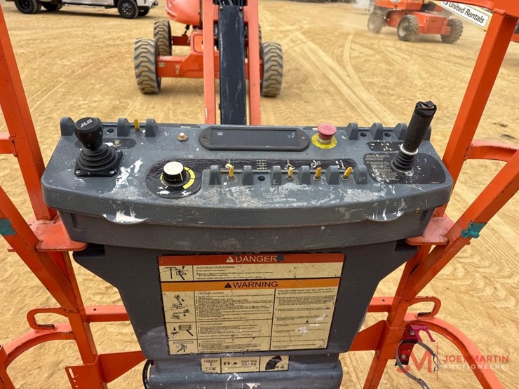 2015-jlg-e600jp-image-8