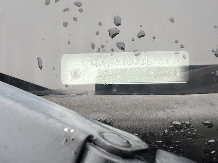 2018-ford-explorer-image-9