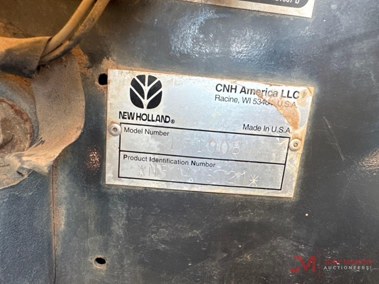 2005-new-holland-lt190b-image-21