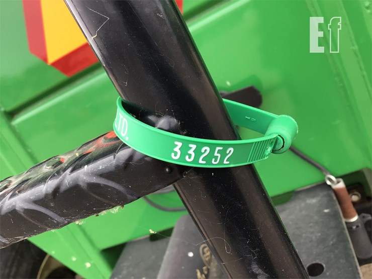 2016-j&m-1688-image-19