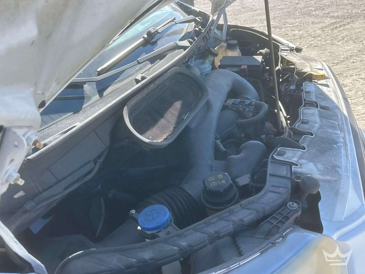 2017-ford-transit-image-7