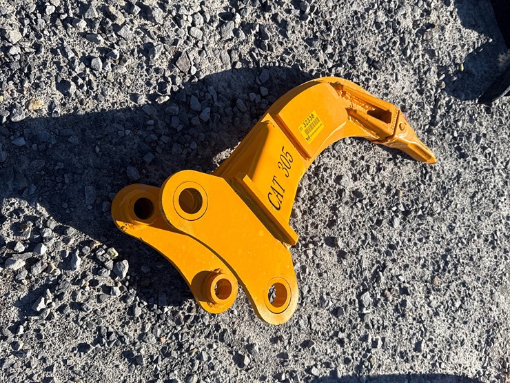 caterpillar-305-image-1