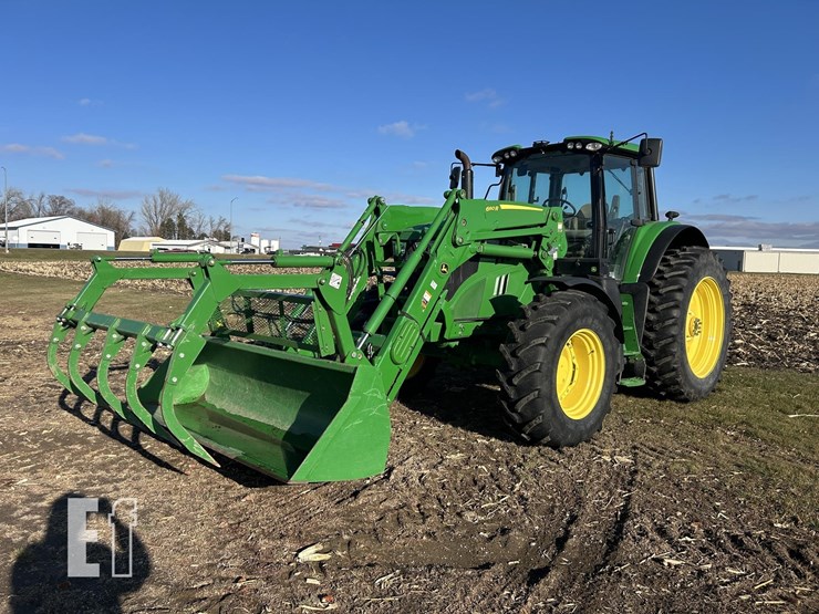 2021-john-deere-6175m-image-1