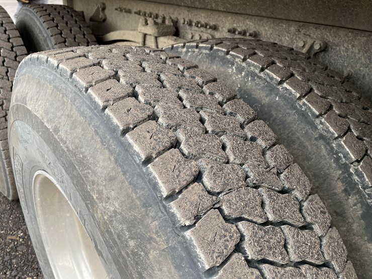 #1059-•-2021-mack-gr104b-quad-axle-dump-truck-(title-in-delay)-image-24