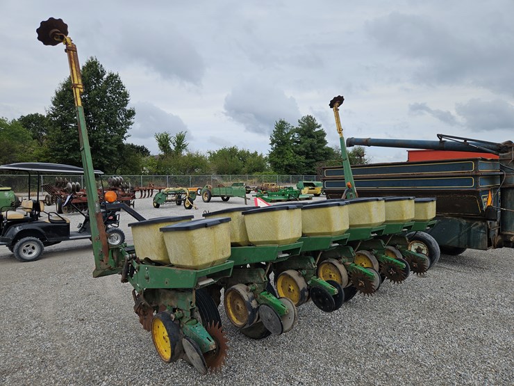 john-deere-7000-image-5