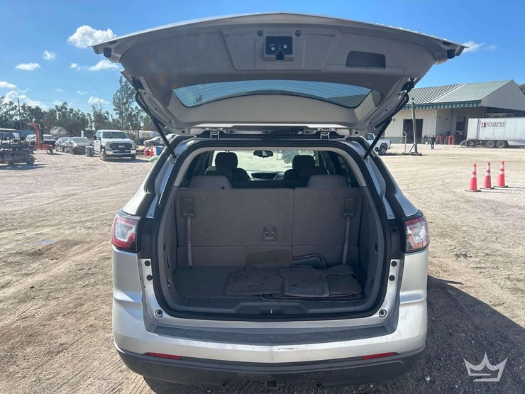 2016-chevrolet-traverse-image-32